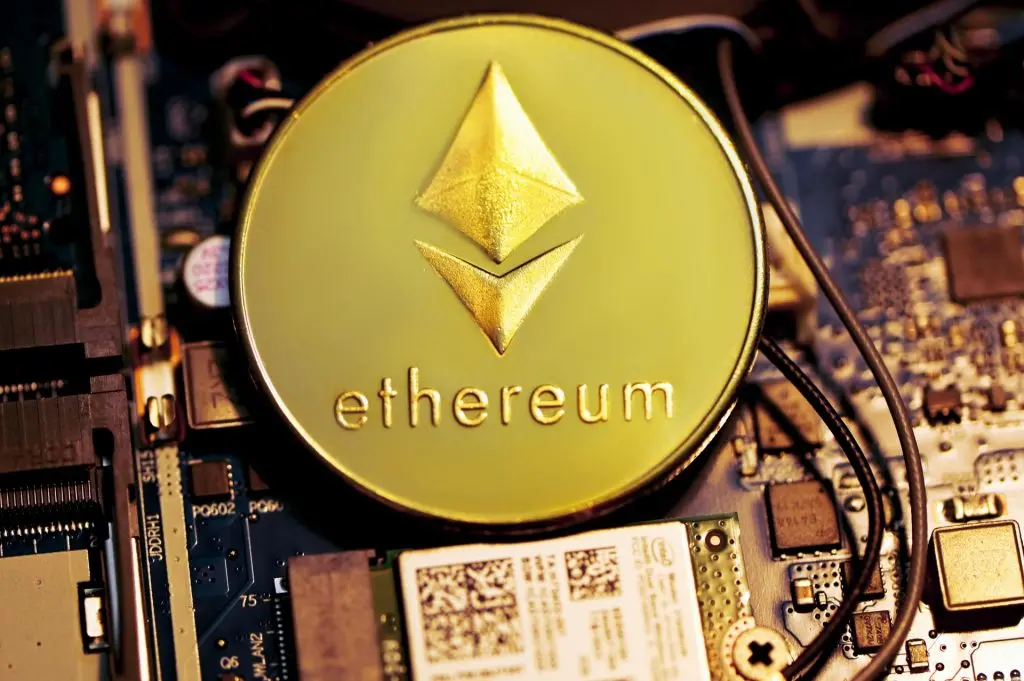 Miten Ethereum maksut vertautuvat europankkimaksuihin?